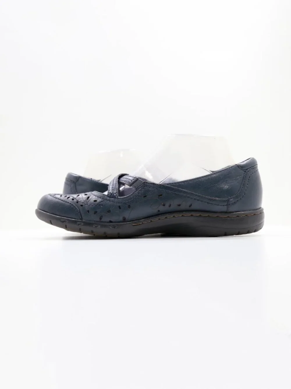 Cobb Hill by New Balance will discount flats